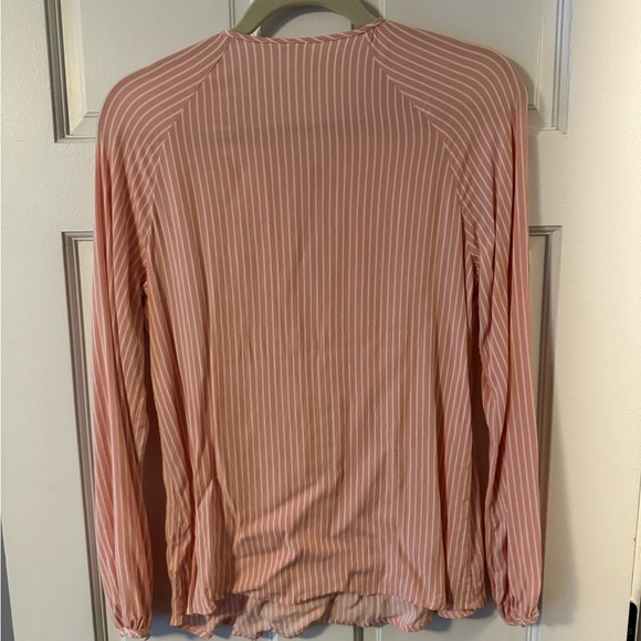 Gap Maternity Blouse - Picture 3 of 3